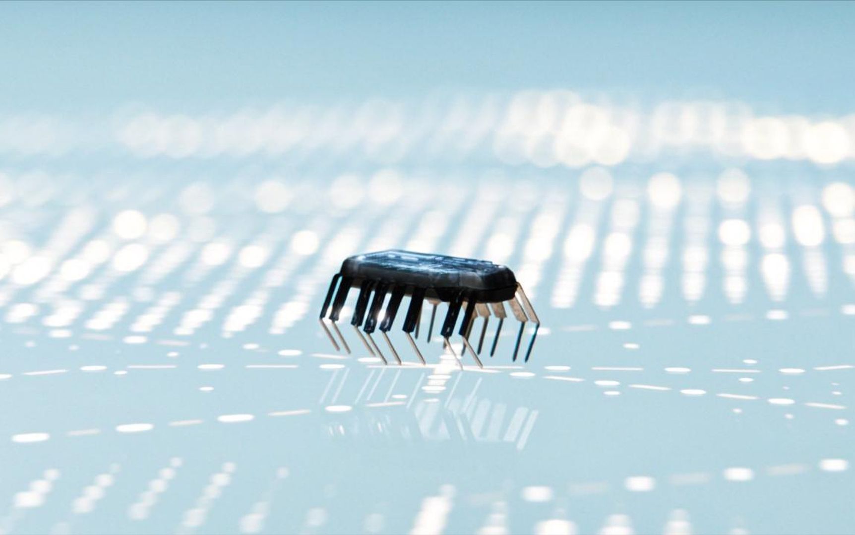 一颗小小芯片竟有逆天智商，仅投资600万的硬核科幻悬疑片，拍出来的效果却堪比好莱坞大片