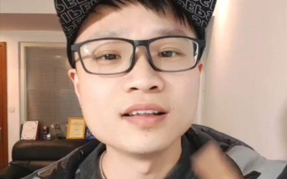 GPT5即将完成，据说已经实现了读取全人类的知识，训练视频数高达20亿G，ChatGPT进化速度太快了#GPT5 #chatgpt #chatgpt4