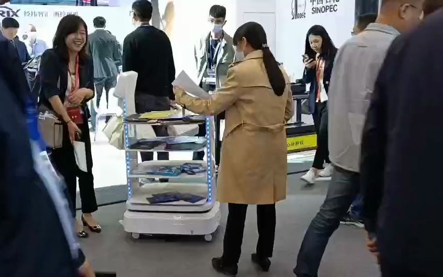 室内外移动机器人配送